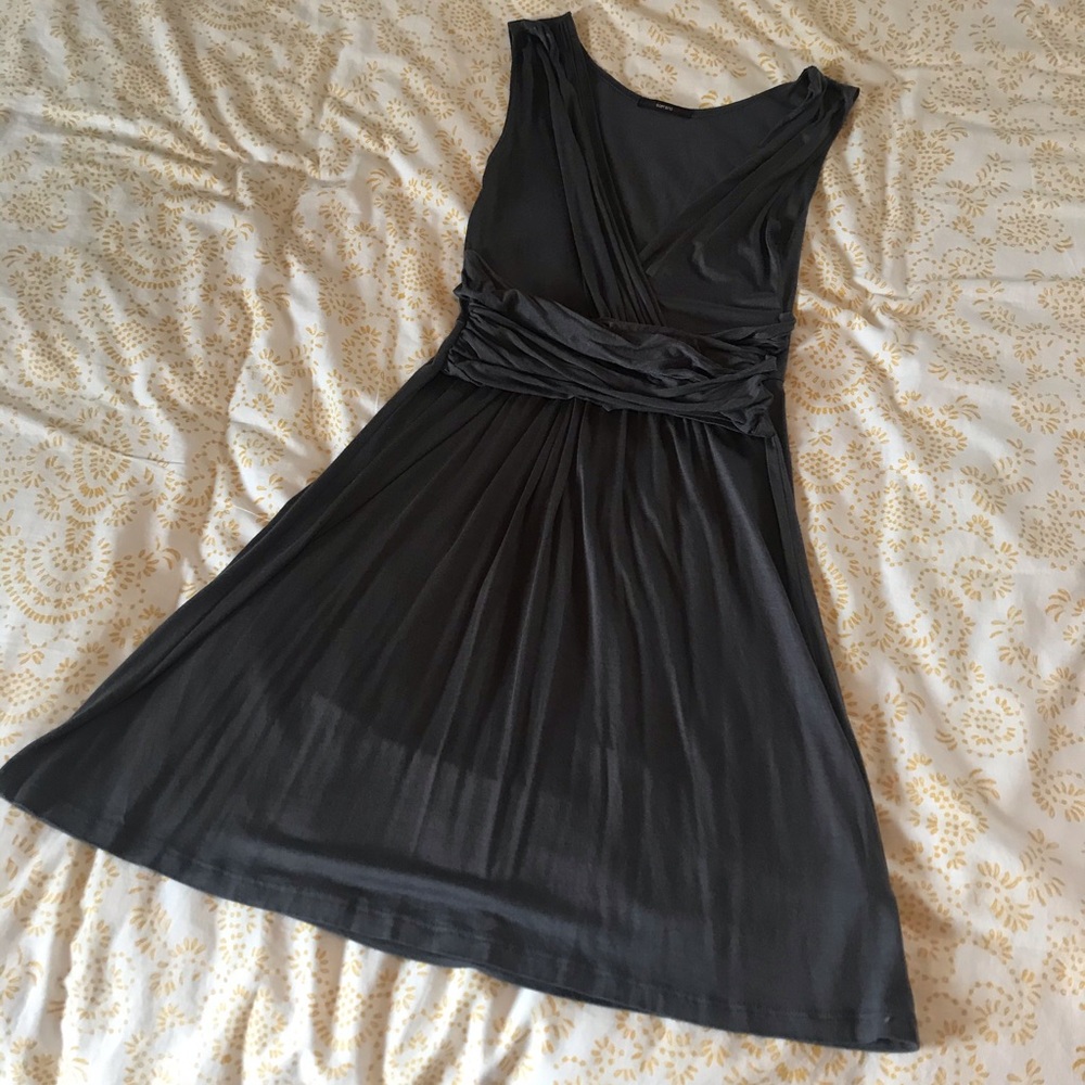 💕 3/$25 NWOT Grey Dress